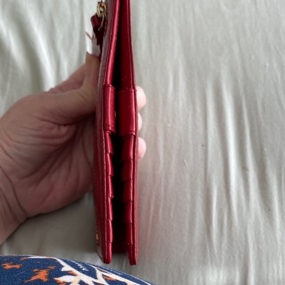 kate spade red patent leather continental wallet with gold logo - Picture 5 of 12